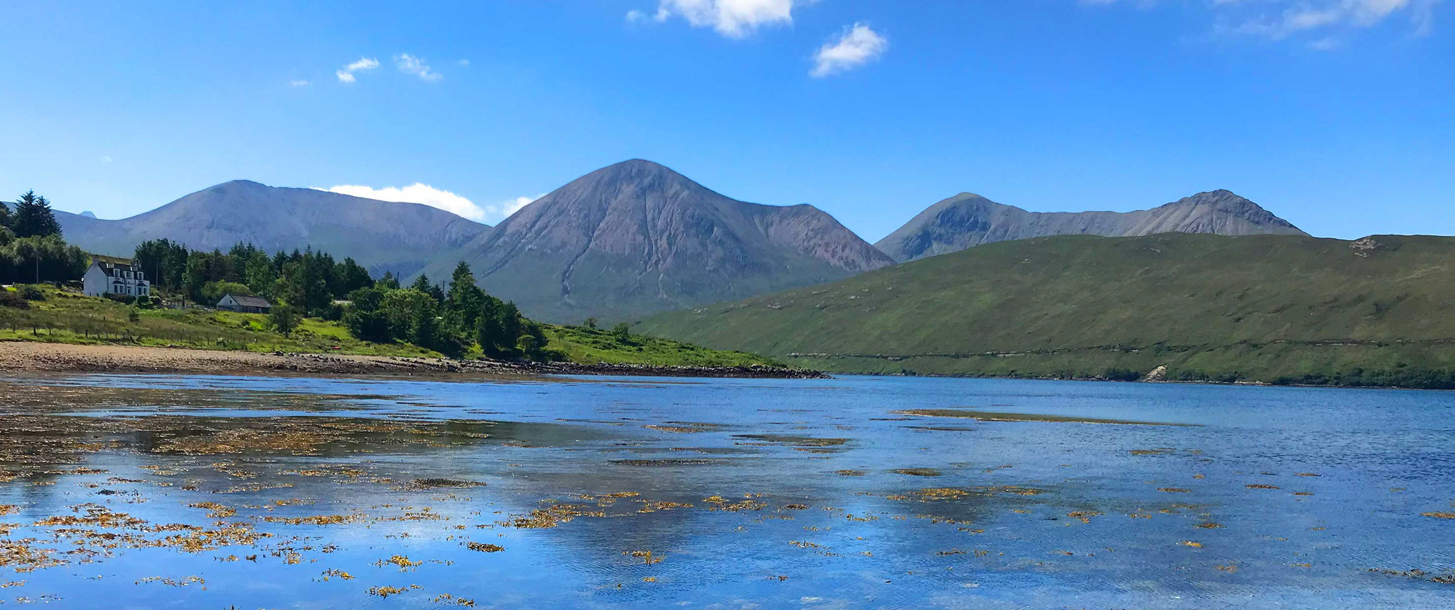 Katie Ann's Thatched Cottage looks out on to amazing sea and mountain views of the Isle of Skye from our self catering